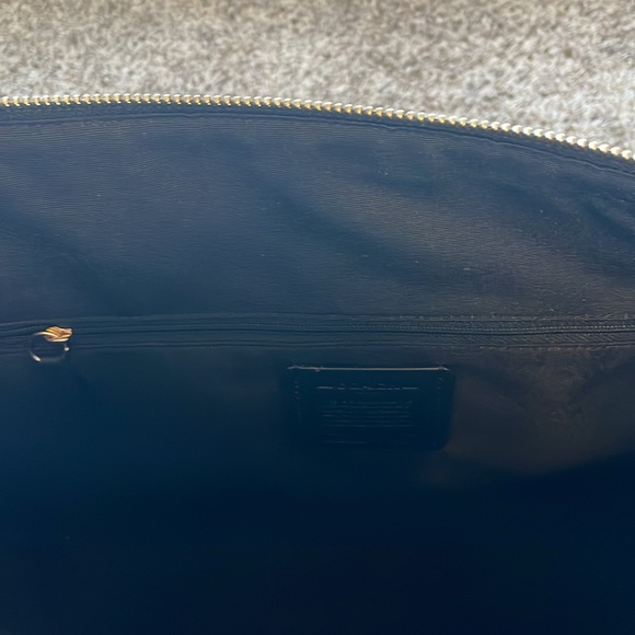 Coach 2pc set: NWOT Tote and NWT Necklace - Picture 6 of 7